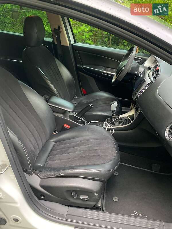 Хэтчбек Lancia Delta 2012 в Харькове