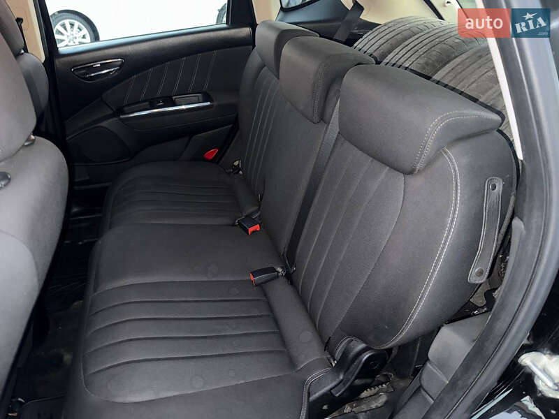 Хэтчбек Lancia Delta 2008 в Стрые