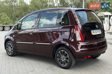 Мікровен Lancia Musa 2009 в 