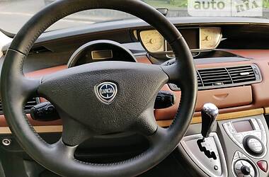 Минивэн Lancia Phedra 2010 в 
