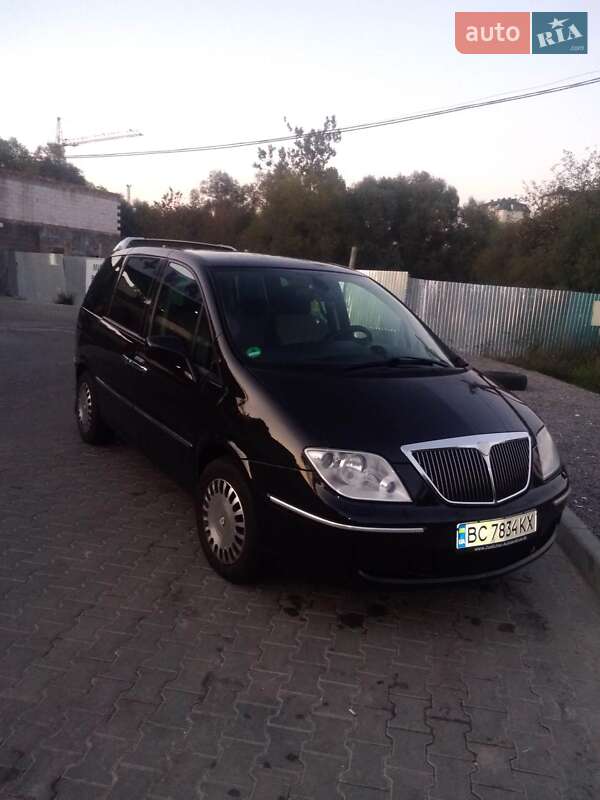 Мінівен Lancia Phedra 2007 в Тернополі