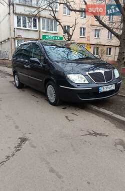 Минивэн Lancia Phedra 2004 в Черновцах