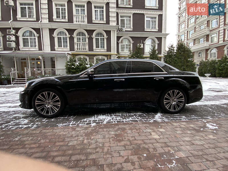 Седан Lancia Thema 2012 в Києві