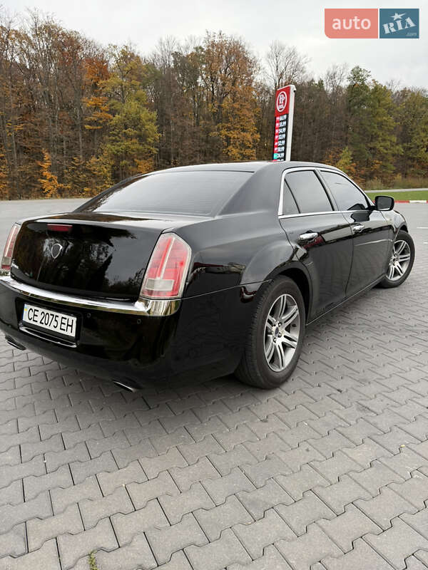 Седан Lancia Thema 2012 в Черновцах
