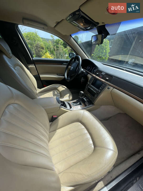 Седан Lancia Thesis 2003 в Тернополе