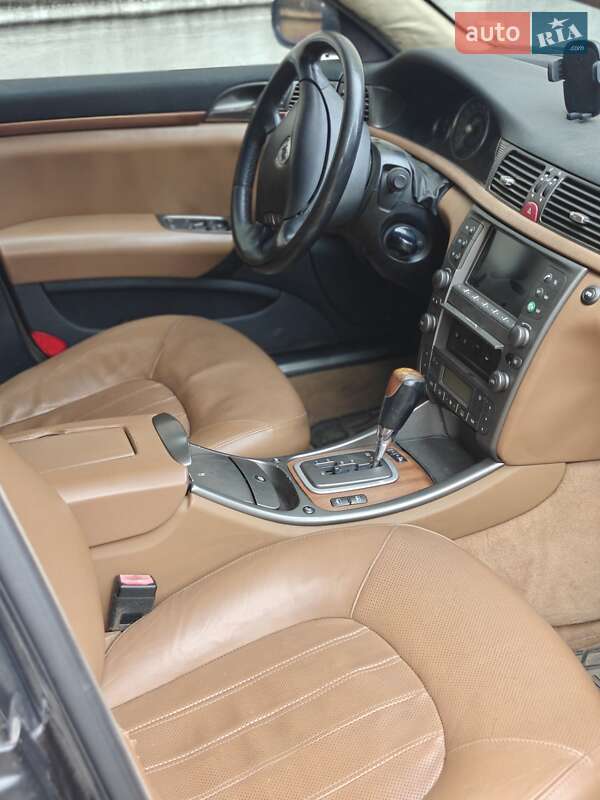 Седан Lancia Thesis 2004 в Киеве