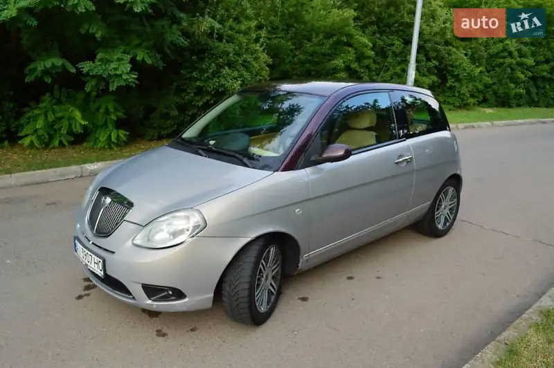 Lancia Ypsilon 2007