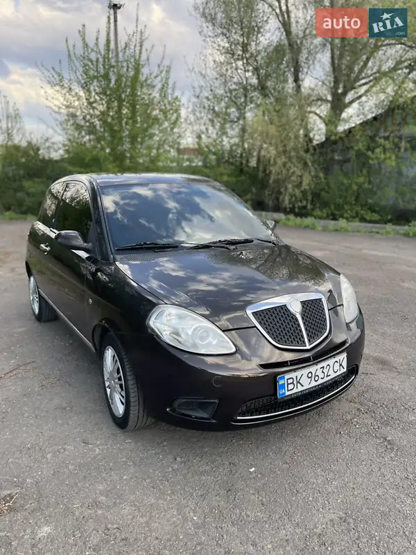 Lancia Ypsilon 2007