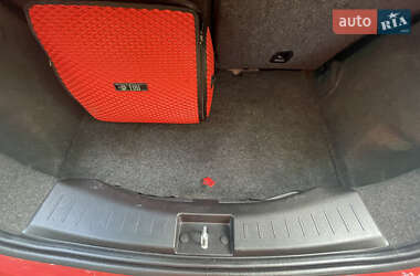 Хэтчбек Lancia Ypsilon 2012 в 