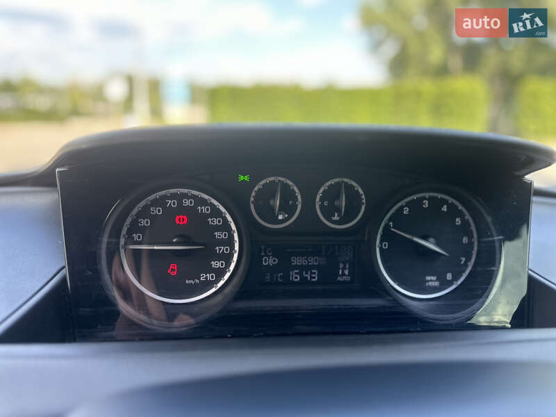 Хетчбек Lancia Ypsilon 2012 в Києві