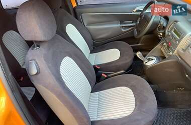 Хэтчбек Lancia Ypsilon 2008 в 