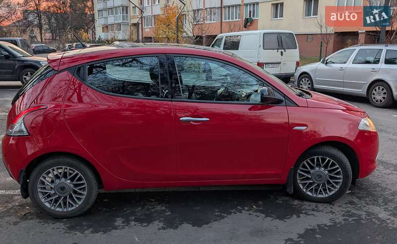 Хетчбек Lancia Ypsilon 2012 в Рівному фото 4 Хетчбек Lancia Ypsilon 2012 в Рівному