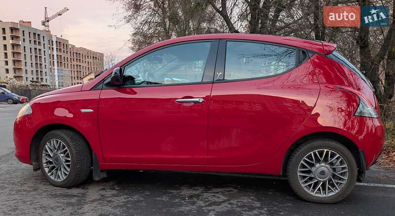 Хетчбек Lancia Ypsilon 2012 в Рівному фото 6 Хетчбек Lancia Ypsilon 2012 в Рівному