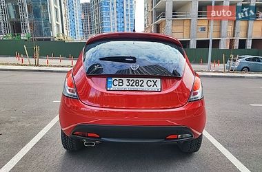 Хэтчбек Lancia Ypsilon 2012 в Киеве