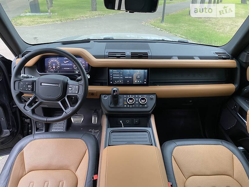 Внедорожник / Кроссовер Land Rover Defender 2020 в Киеве