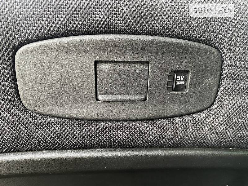 Внедорожник / Кроссовер Land Rover Defender 2020 в Киеве