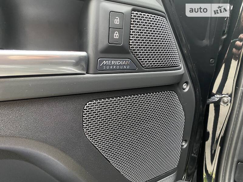 Внедорожник / Кроссовер Land Rover Defender 2020 в Киеве