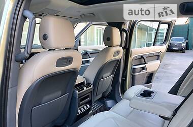 Внедорожник / Кроссовер Land Rover Defender 2020 в 