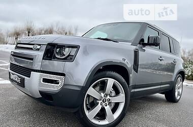Внедорожник / Кроссовер Land Rover Defender 2022 в 