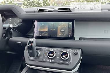 Внедорожник / Кроссовер Land Rover Defender 2022 в 