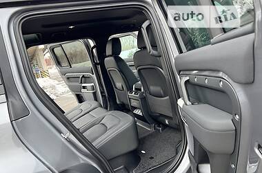 Внедорожник / Кроссовер Land Rover Defender 2022 в 
