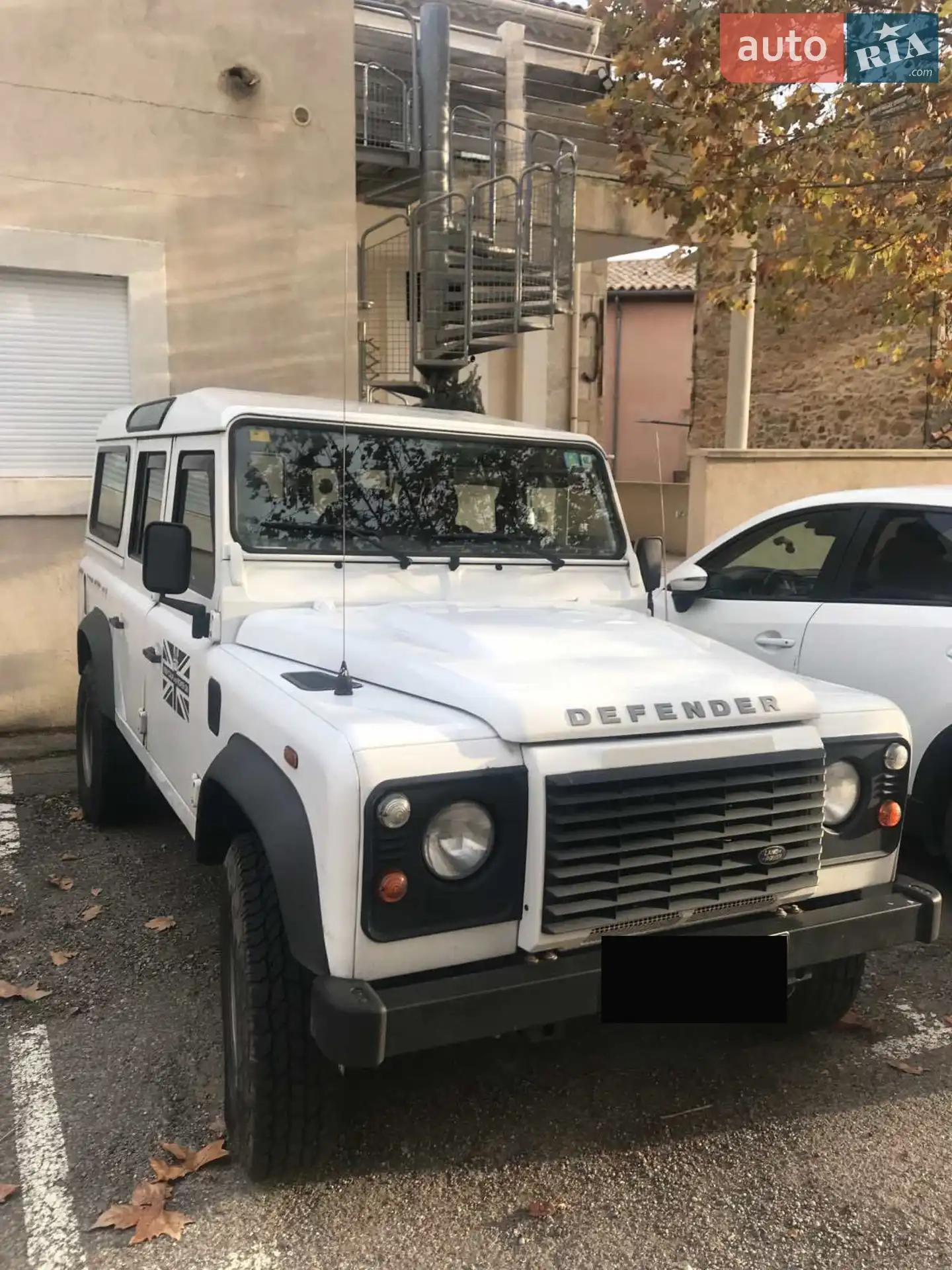 2016 Land Rover Defender - мініатюра 6
