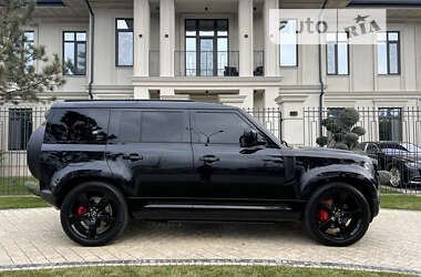 Внедорожник / Кроссовер Land Rover Defender 2022 в 