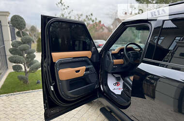 Внедорожник / Кроссовер Land Rover Defender 2022 в 