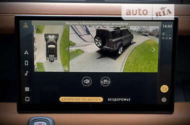 Внедорожник / Кроссовер Land Rover Defender 2022 в 