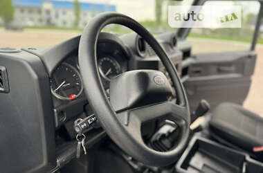 Позашляховик / Кросовер Land Rover Defender 2012 в Житомирі