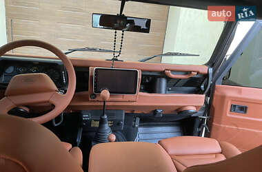 Внедорожник / Кроссовер Land Rover Defender 1999 в 