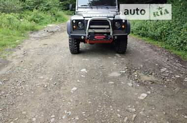 Позашляховик / Кросовер Land Rover Defender 2007 в Тячеві