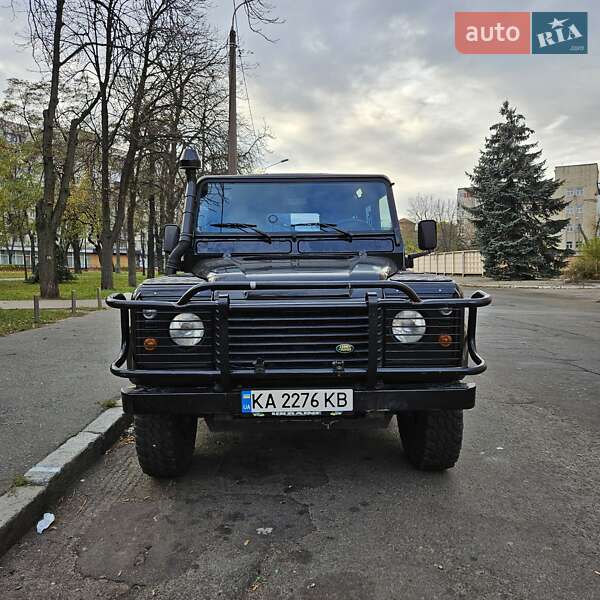 Позашляховик / Кросовер Land Rover Defender 2002 в Києві