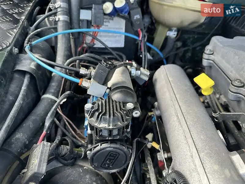 Пікап Land Rover Defender 2003 в Яремчі