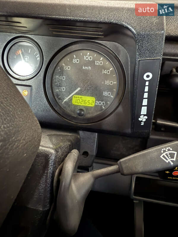 Внедорожник / Кроссовер Land Rover Defender 2002 в Тернополе фото 12 Внедорожник / Кроссовер Land Rover Defender 2002 в Тернополе