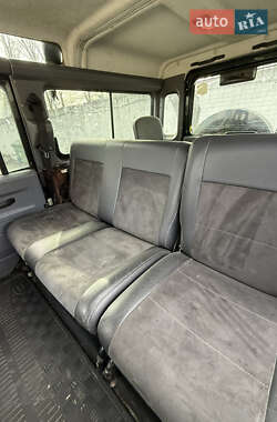 Позашляховик / Кросовер Land Rover Defender 2002 в Тернополі