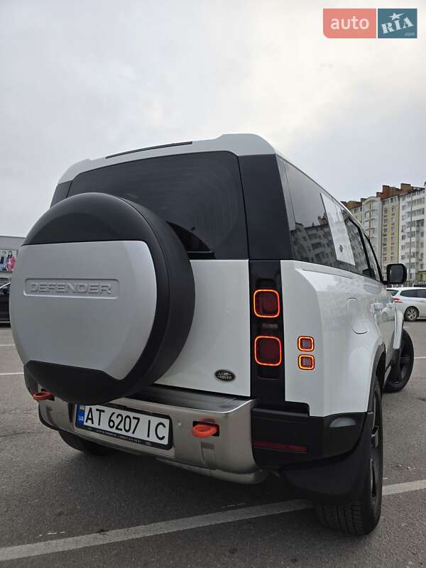 Позашляховик / Кросовер Land Rover Defender 2022 в Івано-Франківську