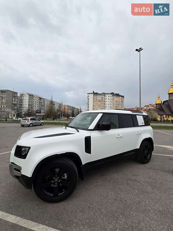 Позашляховик / Кросовер Land Rover Defender 2022 в Івано-Франківську