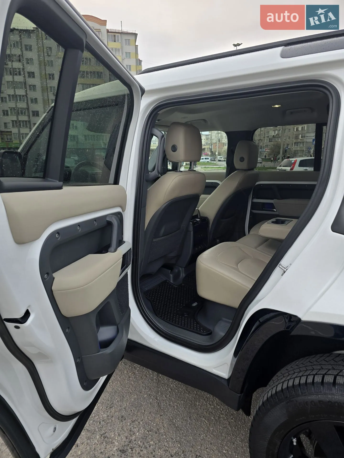 2022 Land Rover Defender - мініатюра 28