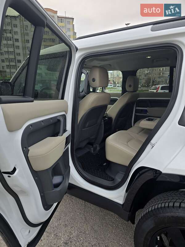 Позашляховик / Кросовер Land Rover Defender 2022 в Івано-Франківську