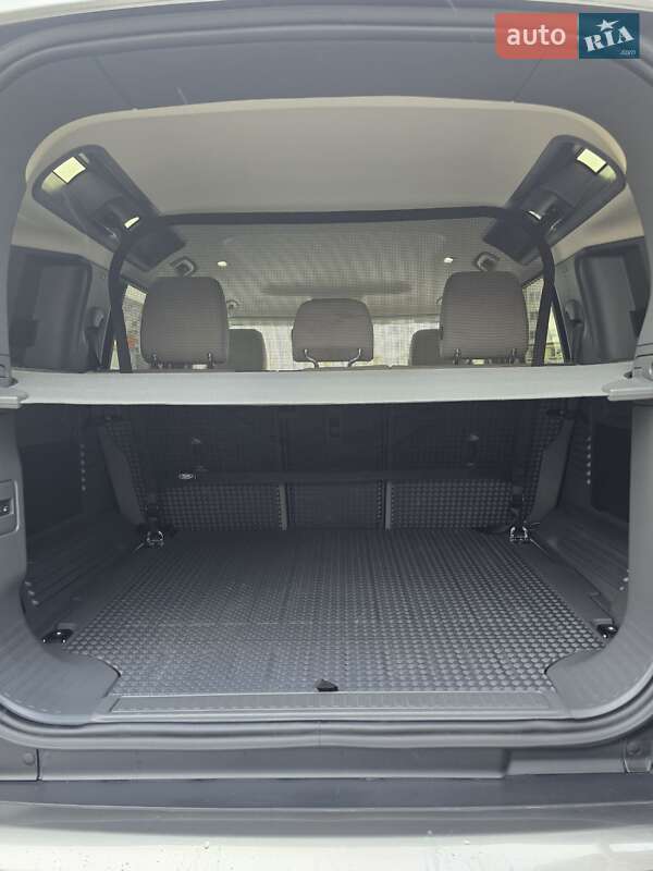 Позашляховик / Кросовер Land Rover Defender 2022 в Івано-Франківську