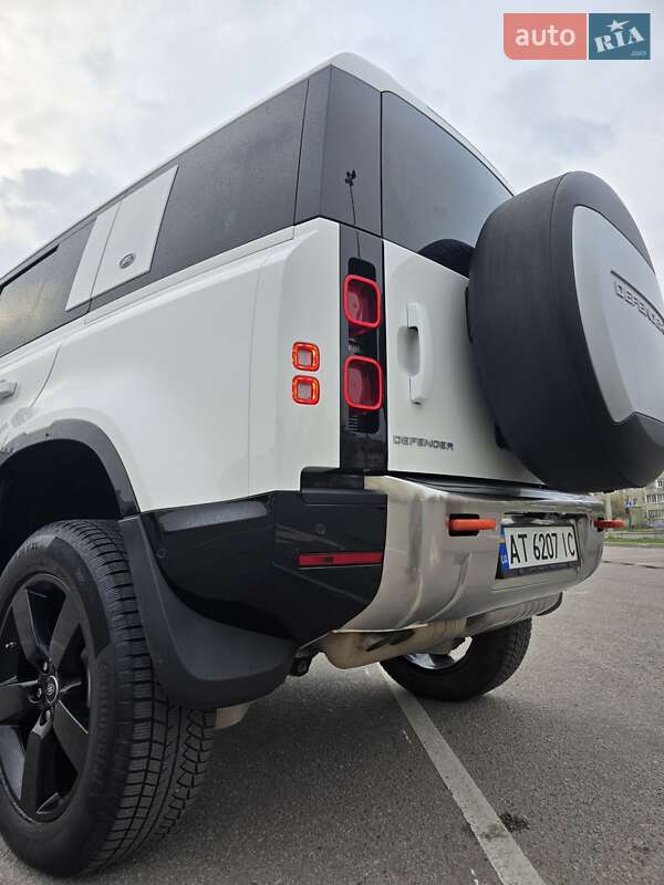 Позашляховик / Кросовер Land Rover Defender 2022 в Івано-Франківську