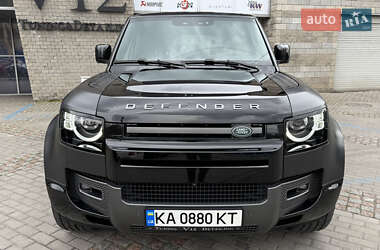 Внедорожник / Кроссовер Land Rover Defender 2022 в 