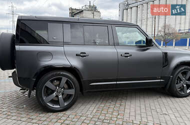 Внедорожник / Кроссовер Land Rover Defender 2022 в 