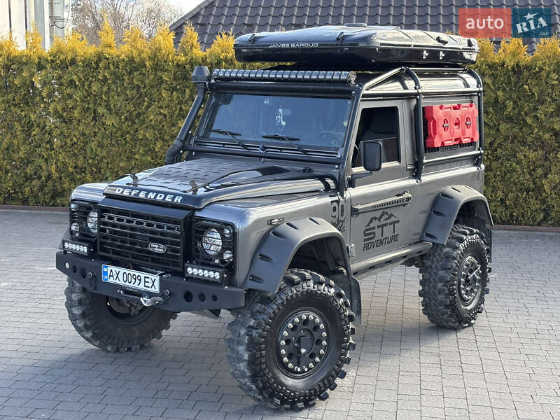 Внедорожник / Кроссовер Land Rover Defender 2015 в 