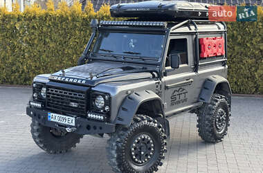Внедорожник / Кроссовер Land Rover Defender 2015 в 