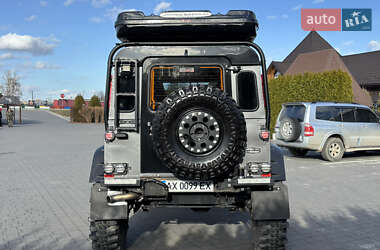 Внедорожник / Кроссовер Land Rover Defender 2015 в 