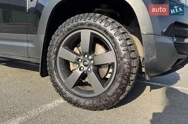 Внедорожник / Кроссовер Land Rover Defender 2020 в 