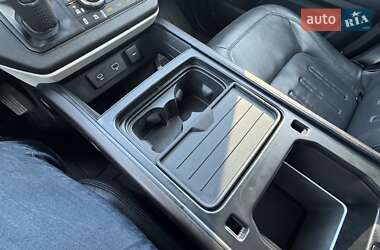Внедорожник / Кроссовер Land Rover Defender 2020 в 