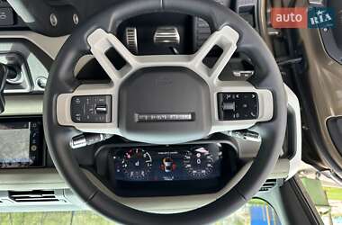 Позашляховик / Кросовер Land Rover Defender 2021 в 